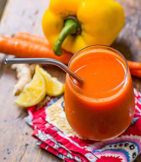 Carrot & Bell Pepper Zinger Juice Bell Pepper Juice Recipe, Bell Pepper Juice, Bell Pepper Sandwich, Collagen Smoothie, Pepper Sandwich, Juice Cleanse Recipes, Raw Juice, Healthy Lunch Meal Prep, Anti Oxidants