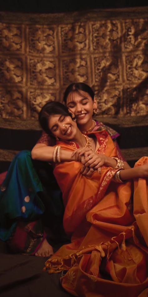 two women in traditional maharashtrian clothing Rooh Afza Aesthetic, Queer Desi Wedding, Mansi + Core + Aesthetic, Queer South Asian, Queer Indian Aesthetic, Queer Desi Aesthetic, Queer Culture Aesthetic, Queer Love Aesthetic, Queer Photoshoot