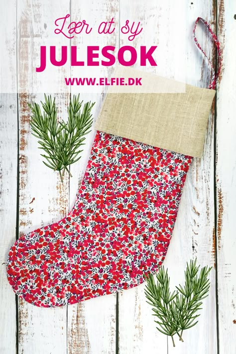 Syprosjekter For Nybegynnere, Diy Sy, Video L, Christmas Stocking, Christmas Time, Sake, Fashion Illustration, Christmas Stockings, Sewing Patterns