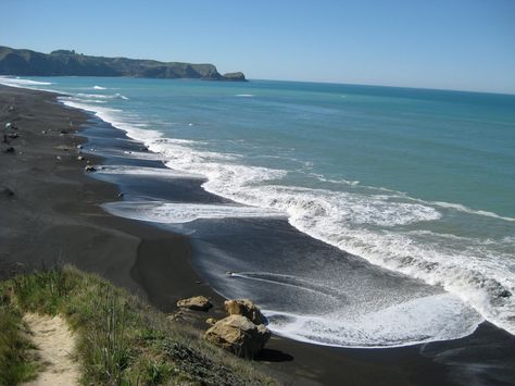 napier new zealand Napier New Zealand, New Zealand Beach, North Island New Zealand, Hawkes Bay, New Zealand North, Around The World In 80 Days, New Zealand Travel, White Cloud, Magical Places