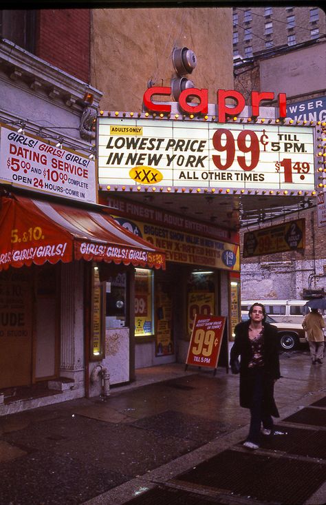 Vintage Theatre, Dangerous Minds, 42nd Street, Dating Girls, Midtown Manhattan, New York Aesthetic, Photo Proof, Vintage New York, Amazing Pics