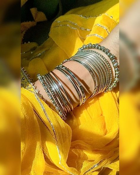 Beautiful metal bangles stack at just ₹160/- ❤️ Size 2.4 to 2.10 available 💟. . #metalbangles #bangles #silverbangles #banglesstore #traditionalbangles #ethnicbangles #giftsforher #choodiyan #onlinebanglestore #trending #trendingbangles #bohobangles Desi Love, Desi Fashion Casual, Self Portrait Poses, Simple Pakistani Dresses, Bridal Bangles, Classy Photography, Indian Aesthetic, Girly Images, Fancy Jewellery