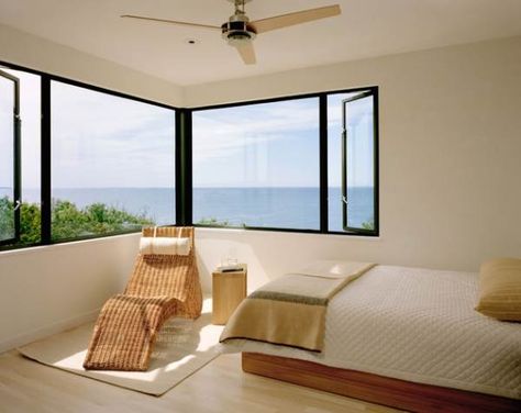 Another corner window with casement opening Modern Window Design, Beach Style Bedroom, Corner Window, Hotel Room Design, Small Bedroom Designs, Gorgeous Bedrooms, Coastal Bedrooms, Modern Windows, Bedroom Windows