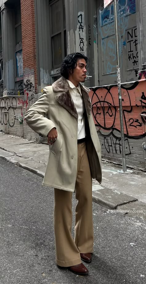 Boujee Men Outfits, Male Model Off Duty Street Style, Old Money Winter Men Outfit, High End Fashion Men, Men Couture Fashion, Whimsical Mens Fashion, European Outfits Men, Outfits For The Movie Theater, Classy Men Aesthetic