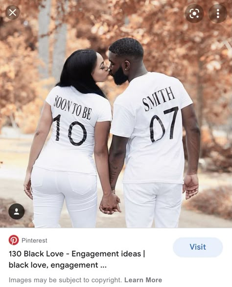 Engagement announcement idea with L’s old number❤️ Engagement Pictures Poses, Munaluchi Bride, Couples Engagement Photos, Black Love Couples, Engagement Poses, Engagement Photo Poses, Wedding Engagement Photos, Wedding Goals, Photo Couple