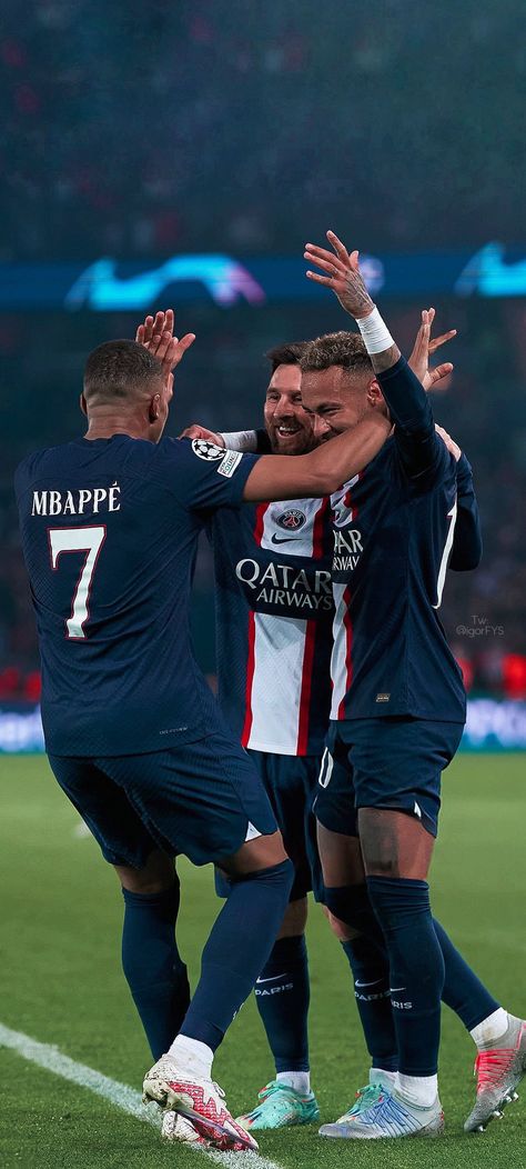 Messi Neymar Mbappe Wallpaper Psg, Messi Neymar Mbappe Wallpaper, Mbappe And Neymar Wallpaper, Psg Wallpaper, Messi Y Cristiano, Wallpaper 2022, French Football Players, Messi Psg, Football Players Photos