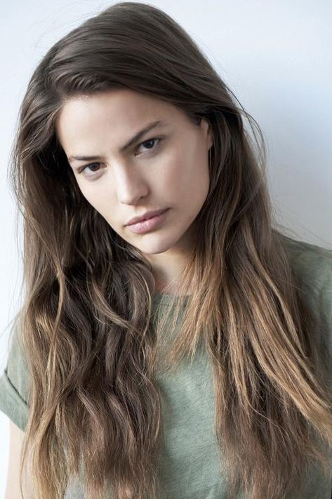 Cameron Russell - Model Profile - Photos & latest news Cameron Russell, Face Model, Model Profiles, Blonde Hair Looks, Model Face, Beauty Portrait, Victoria Secret Angels, Fresh Face, Girls Makeup