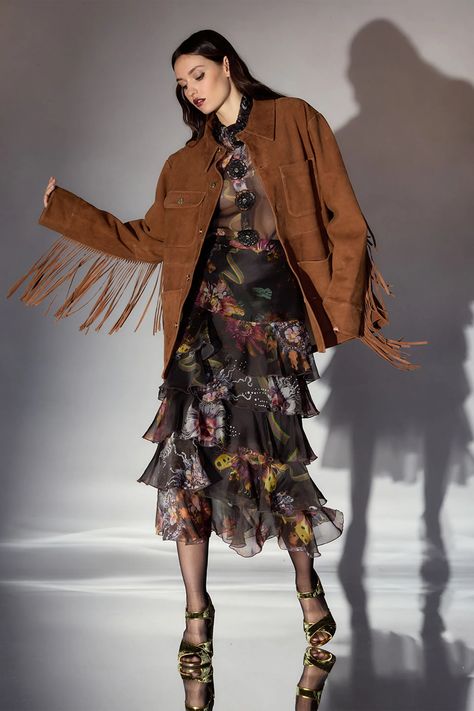 Cynthia Rowley Fall 2024 Ready-to-Wear Collection | Vogue Fall Ready To Wear, 2025 Fashion Trends, Organza Blouse, Organza Skirt, Aesthetic Floral, Utility Style, Suede Fringe Jacket, Long Fringe, Next Clothes