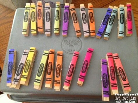 Crayon Decor, Crayon Classroom, Crayon Themed Classroom, Crayons Art, Technology Tips, Preschool Colors, Classroom Tips, Classroom Technology, New Classroom