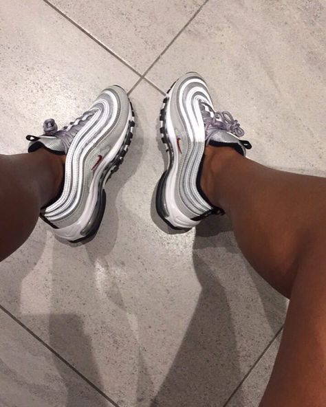 Air Max 97 Outfit Men, Air Max 97 Outfit, White Air Max 97, Outfit Look, Kinds Of Shoes, Gym Shoes, Nike Air Max 97, Dream Shoes, Sneaker Heels