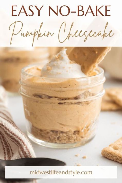 Pumpkin Flavored Desserts, Mini Pumpkin Cheesecake, No Bake Pumpkin, Yummy Cheesecake, Cheesecake In A Jar, No Bake Pumpkin Cheesecake, Dessert In A Jar, Cheesecake Desserts, No Bake Cheesecake