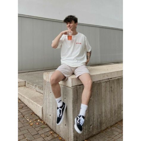 Outfits For Teenage Guys, Korean Street Fashion Men, Minimalist Fashion Men, Mens Casual Outfits Summer, Street Style Outfits Men, Mens Casual Dress Outfits, Men Stylish Dress, Boys Summer Outfits, Mens Outfit Inspiration