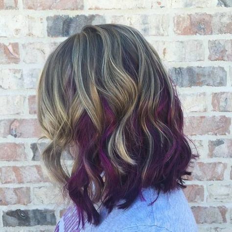 long brown bob with blonde and purple highlights Purple Underneath Hair, Purple Brown Hair, Peekaboo Hair Colors, Purple Hair Highlights, Hair Color Plum, Balayage Bob, Purple Tips, Plum Hair, Peekaboo Hair