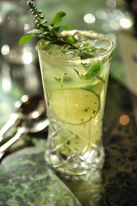 Check out this refreshing Tequila Mojito recipe - simple and tasty! Tequila Mojito Recipe, Mojito Aesthetic, Tequila Mojito, Easy Mojito Recipe, Mojito Ingredients, Mint Simple Syrup, Light Appetizers, Classic Cocktail Recipes, Mojito Cocktail