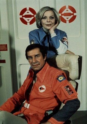 The second season (or, as our British friends would say, "series") of Gerry Anderson's Space: 1999 saw a number of changes wrought upon ... Space Tv Shows, Fantastic Planet, Space 1999 Tv Series, Cheesy Movies, Space Tv, Sci Fi Tv Shows, Starship Concept, Space 1999, Sci Fi Shows