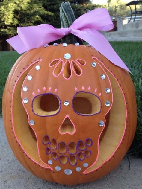 Sugar Skull Jack O Lantern, Skull Jack O Lantern, Best Pumpkin Decorating Ideas, Cool Pumpkin Carving Ideas, Cool Pumpkin Carving, Sugar Skull Pumpkin, Drink Quotes, Pumkin Decoration, Games Thanksgiving