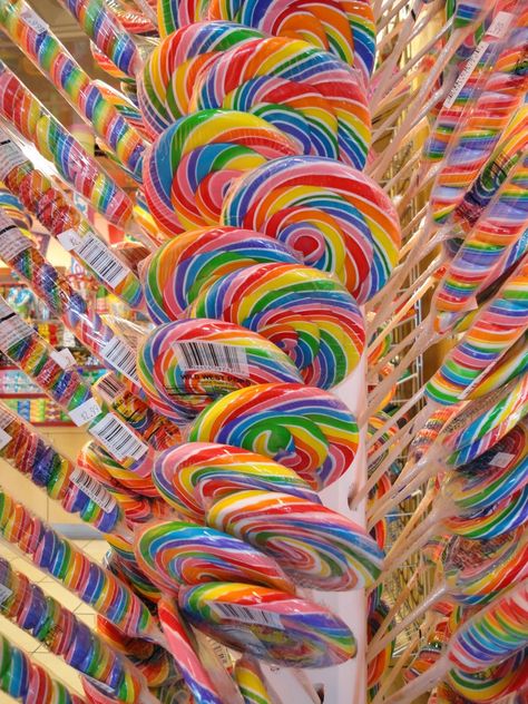 Rainbow Lollipops Big Lollipop, Big Lollipops, Rainbow Lollipop, Giant Lollipops, Rainbow Lollipops, Twin Birthday Parties, I Can Only Imagine, Twins Birthday, Bracelets Easy