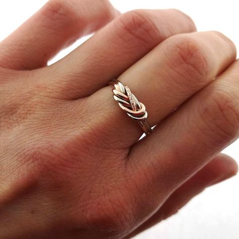 Heart knot ring