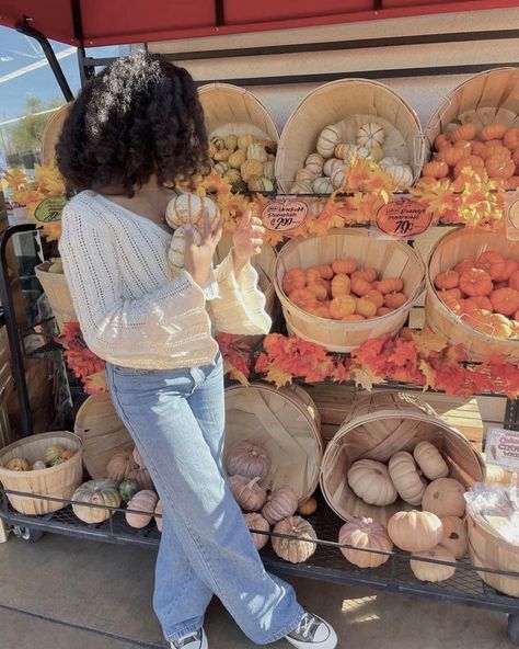 Jordyn Lenae Outfits, Jordyn Lenae, Gilmore Girls Coffee, October Girl, Pumpkin Patch Outfit, Pumpkin Picking, Black Femininity, Fall Drinks, Fall Inspo