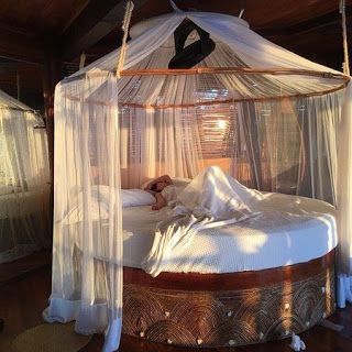 #roundbedsheet #bedding #bedroom #bed #decor #decoration #linen Beds Victorian, Beds Canopy, Room Canopy, Boho Canopy, Bedroom Canopy, Modern Canopy, Beds Kids, Princess Canopy, Beds Ideas