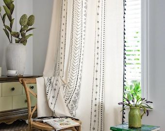 Boho Curtains Bedroom Bohemian Style, Boho Curtains Bedroom, Boho Vintage Bedroom, Shadow Ability, Boho Window Curtains, Boho Window Treatments, Curtains Handmade, Rideaux Boho, Boho Window