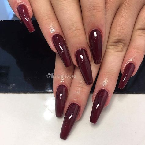 Burgundy Acrylic Nails, Ballerina Nails Designs, Deep Red Nails, Nail Designs Ideas, Wine Nails, Art Designs Ideas, Red Acrylic Nails, Cherry Nails, Grunge Nails