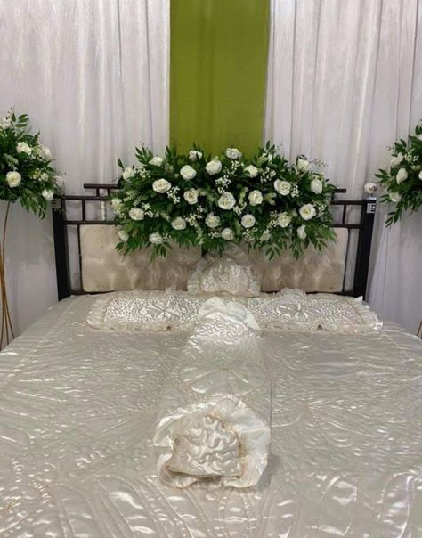 Bilik Pengantin, Wedding Car Deco, Wedding Room Decorations, Car Deco, Wedding Room, Wedding Decor Elegant, Wedding Deco, Room Decoration, Bed Frame