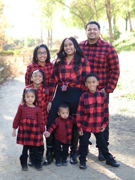 Matching Christmas Outfits For Couples, Red And Black Christmas Family Pictures, Black And Red Family Photo Outfits, Christmas Family Photos Buffalo Plaid, Red Buffalo Plaid Pajamas Family Pictures, Chriatmas Plaid Family Photo, Chriatmas Flannel Family Photo, Family Christmas Pictures Outfits, Christmas Pictures Outfits