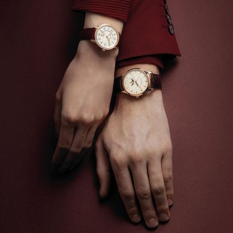 Wrist Watch Photography Ideas, Jw Images, Couple Vedio, Couple References, Watch Photography, Parisian Outfits, Christmas Watches, Olympic Trials, Stylish Watches Men