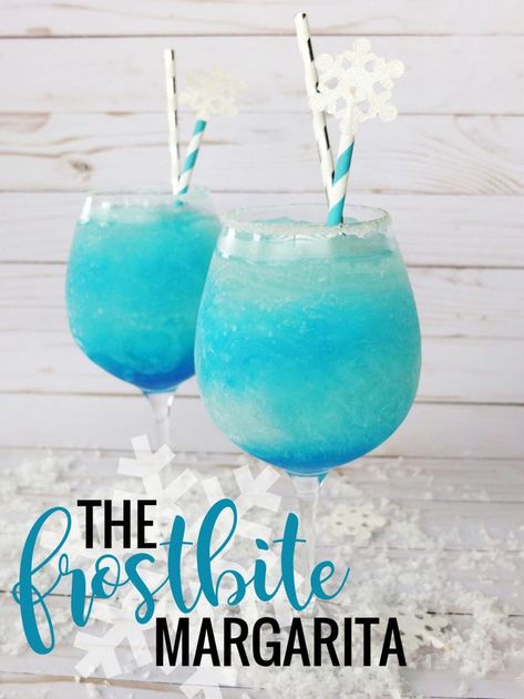 A frozen blue margarita using blue curacao and pre-made margarita with Rancho La Gloria Ready To Drink Margarita Wine Cocktail from H-E-B! Easy holiday layered cocktail and fun blue curacao cocktail. Served in H-E-B Kitchen & Table Full Body Red Wine Glass #AD #PrimoPIck Adult Holiday Drinks, Margarita Wine Cocktail, Curacao Cocktail, Easy Holiday Cocktails, Layered Cocktails, Holiday Drinks Alcohol, Blue Margarita, Frozen Blue, Mix Drinks