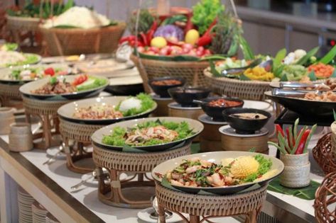 Thai Buffet, Thai Party, Avocado Farm, Buffet Styling, Lao Wedding, Salad Buffet, Street Food Design, Farm Resort, Buffet Set Up