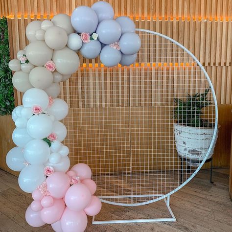 Event Hire & Event Planning on Instagram: “This weekends set up @ the Port Darling Harbour ⚡️ - White mesh backdrop & balloon garland” White Mesh Backdrop With Balloons, Mesh Backdrop Balloons, Photo Booth Backdrop Balloons, Round Mesh Backdrop With Balloons, Backdrop Balloon Garland, Mesh Backdrop, Backdrop Balloon, Photo Booth Backdrop Wedding, Food Decorations