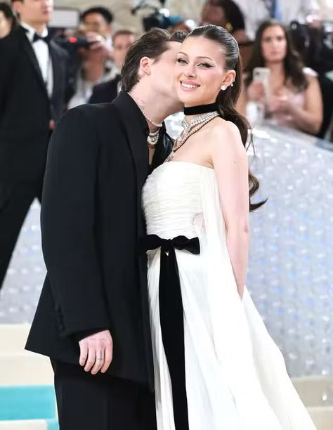 Brooklyn Beckham and Nicola Peltz’s monochrome moment on the Met Gala 2023 red carpet | Evening Standard Nicola Anne Peltz, Brooklyn Beckham And Nicola Peltz, The Met Gala 2023, A Line Of Beauty, 2023 Red Carpet, Nicola Peltz, Western Outfits Men, Nicolas Peltz, Black Velvet Bow