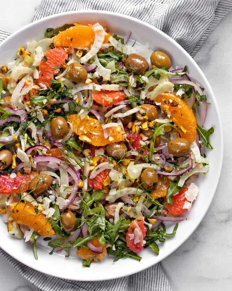 Fennel Orange Salad, Salad With Olives, Orange Salad Recipes, Fennel And Orange Salad, Orange Vinaigrette, Olive Salad, Simple Vinaigrette, Fennel Salad, Orange Salad