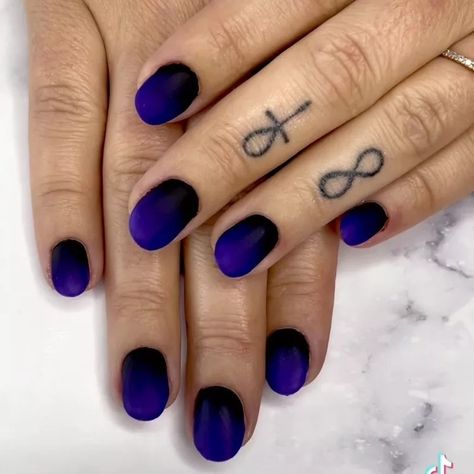 22 September Nail Ideas September Nail Ideas, September Nails, 22 September, Manicure Inspiration, Celebrity Moms, September 22, Hair Fragrance, Natural Cleaning Products, Cool Tones