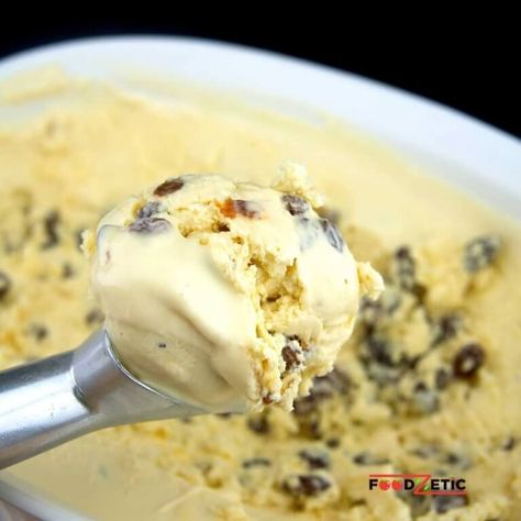 Jamaican Rum and Raisin Ice Cream - Foodzetic Rum And Raisin Ice Cream, How To Make Rum, Rum And Raisin, Homemade Ice Cream Recipes Machine, Rum Raisin Ice Cream, Kitchen Aid Ice Cream, Ice Cream Sauce, Ice Cream Recipes Machine, Cuisinart Ice Cream Maker