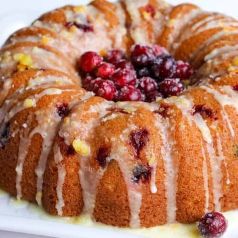 Cranberry Orange Bundt Cake, Cranberry Orange Cake, Orange Bundt Cake, Cake Orange, Favorite Holiday Desserts, Cranberry Orange Scones, Cake Recipes At Home, Almond Pound Cakes, Cranberry Orange Muffins