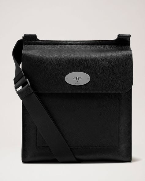 Antony Messenger | Black Natural Grain Leather | Women | Mulberry British Heritage, Leather Messenger Bag, Leather Messenger, How To Dye Fabric, Small Leather Goods, Leather Satchel, Designer Bags, Satchel Bags, Leather Women