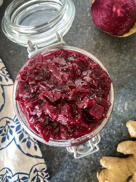 Simple Beetroot and Ginger Chutney - My Savory Adventures Beet Chutney, Beetroot Chutney Recipe, Ginger Chutney, Chutney Recipe, Cooked Apples, Grilled Veggies, Chutney Recipes, Healthy Vegetables, Cranberry Sauce