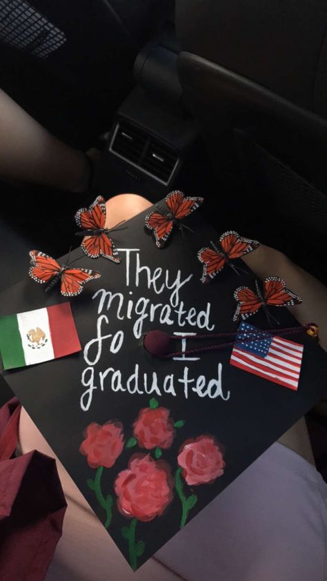 How I ended up decorating my cap! #latina #graduation #cap #mexico Cap Graduation Decoration, Latina Graduation, Disney Graduation Cap, Teacher Graduation Cap, Creative Graduation Caps, Disney Graduation, College Grad Cap Ideas, Graduation Cap Decoration Diy, Custom Graduation Caps