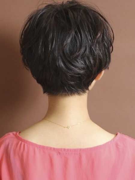 Short hair back: Cute Short Haircuts, Layered Bob, Short Pixie Haircuts, 짧은 머리, Haircut For Thick Hair, Cute Hairstyles For Short Hair, Short Haircut, Bob Haircuts, Back View