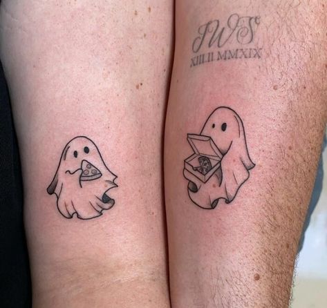 Couple Tattoos Cozy Tattoo, Tattoos Parejas, Him And Her Tattoos, Partner Tattoos, Maching Tattoos, Matching Friend Tattoos, Cute Matching Tattoos, Tattoos For Couples, Cute Couple Tattoos