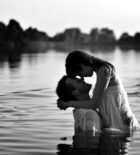 . Shooting Couple, Lake Photoshoot, Water Shoot, Trendy Photography, Water Pictures, Photography Couples, Water Photography, The Perfect Guy, Summer Love