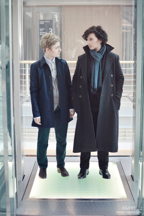 John Watson and Sherlock Cosplay - BBC Sherlock Costume, Sherlock Cosplay, Sherlock Holmes Costume, Sherlock And John, Sherlock Moriarty, Sherlock Holmes Bbc, Sherlock Fandom, Sherlock Fanart, Sherlock John