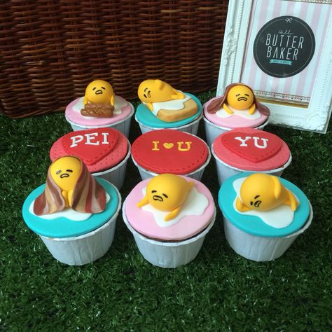 Fondant Gudetama cupcakes Gudetama Cupcakes, Gudetama Party, Gudetama Birthday, Asian Eggs, Turtle Cakes, Japanese Desserts, Turtle Cake, Sanrio Stuff, Cake Fondant