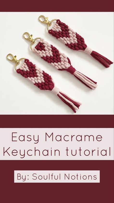 Diy Macrame Keychain Pattern, Macrame Keychain Tutorials, Patron Macrame, Easy Macrame Keychain, Keychain Diy Easy, Macrame Keychain Tutorial, Key Fobs Diy, Keychain Tutorial, Plant Hanger Tutorial