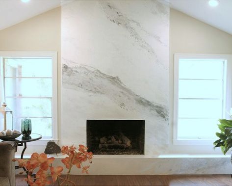 Accent Wall Do's and Dont's - Paper Moon Painting Venetian Plaster Fireplace, Slab Fireplace, Plaster Fireplace, Contemporary Fireplace Designs, Plaster Finish, Installing Shiplap, Dining Room Accents, Room Accent Wall, Calacatta Gold Marble