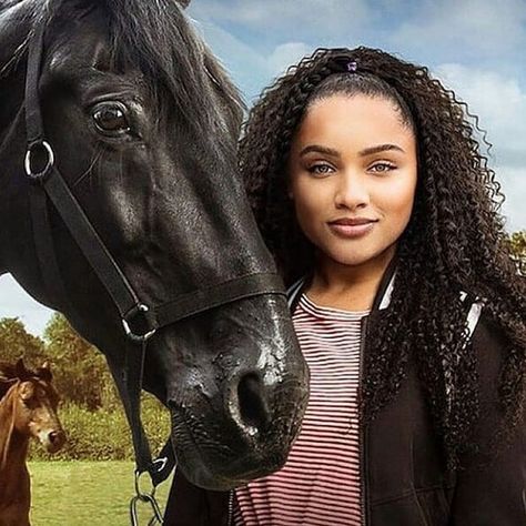 I hope you are all excited for season 3 coming JULY 6! We are so close! 💕💕💕💕💕💕 Free Rein Season 2, Jaylen Barron, Free Rein Tv Show, Cute Horse Pictures, Rasy Koni, Free Rein, Horse Costumes, Netflix Free, Bff Outfits