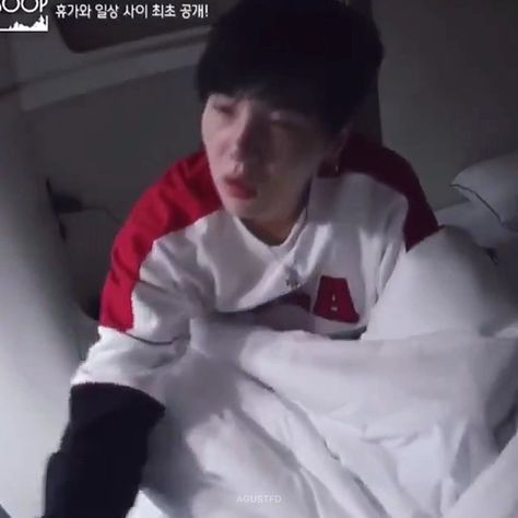 BTS SUGA 민윤기 Agust D on Instagram: “if this ain’t me every school morning- 💀 LOL yoongi’s husky sleepy voice tho 😭” Sleepy Yoongi, School Morning, Agust D, Bts Suga, Husky, The Voice, Bts, On Instagram, Quick Saves