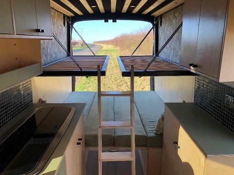 Van Conversion Layout, Minivan Camper Conversion, Kombi Motorhome, Van Bed, Camper Beds, Camper Interior Design, Ford Transit Camper, Transit Camper, Kombi Home